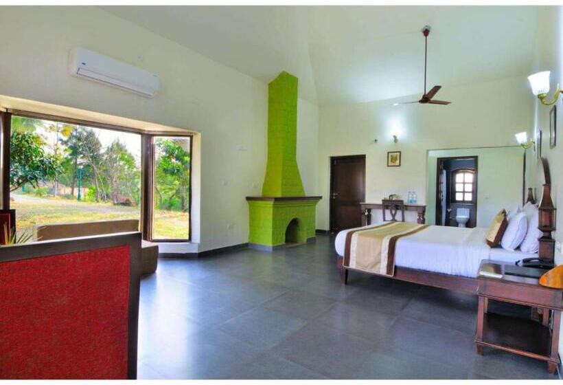 בית מלון כפרי Van The Retreat