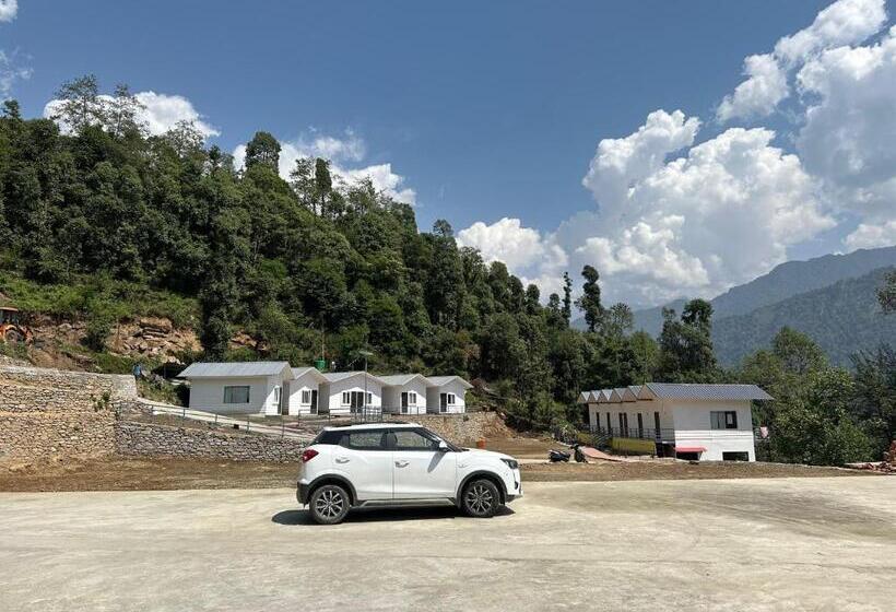 Kedar Wonderland Heli Resort, Phata