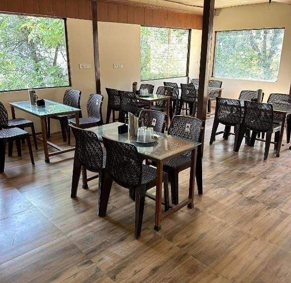 Kedar Wonderland Heli Resort, Phata