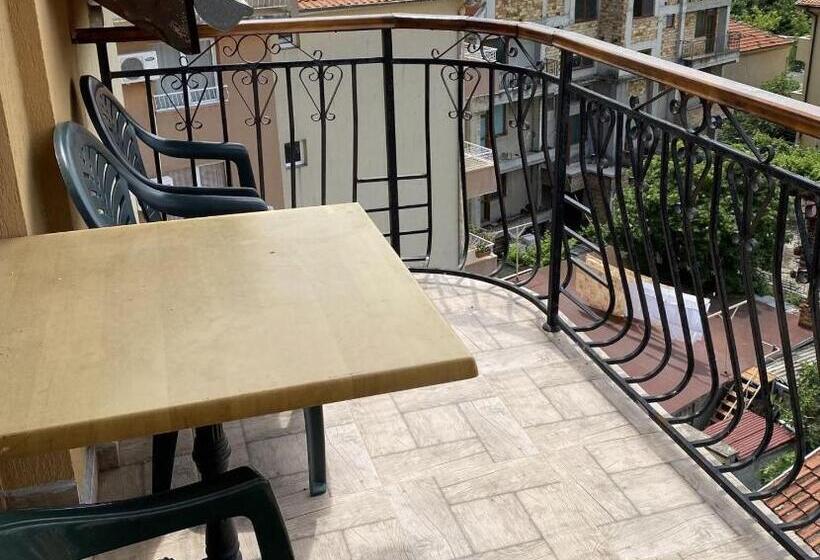 膳宿费 къща за гости прима