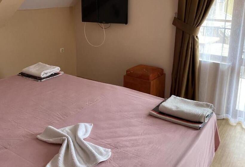 膳宿费 къща за гости прима