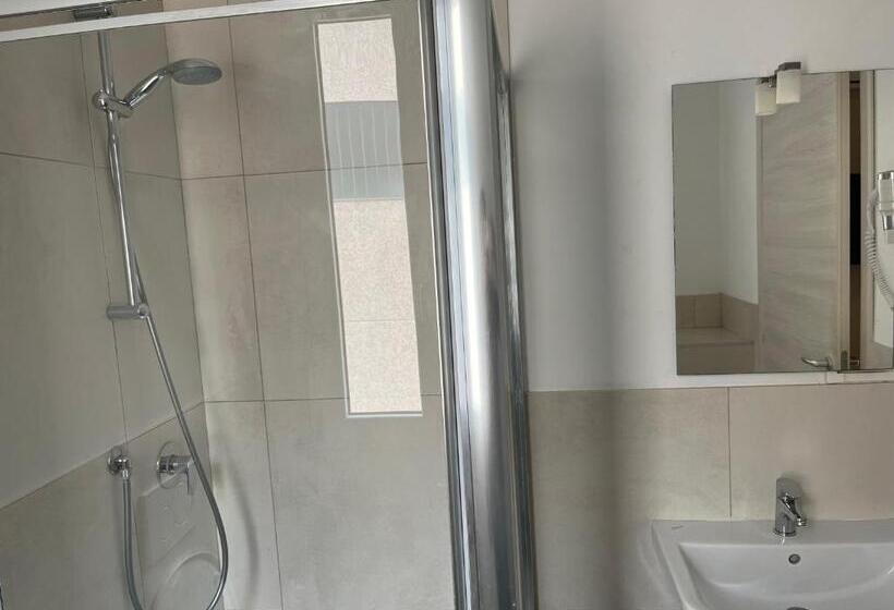 펜션 Affittacamere Self Check In Francesca Vecchia