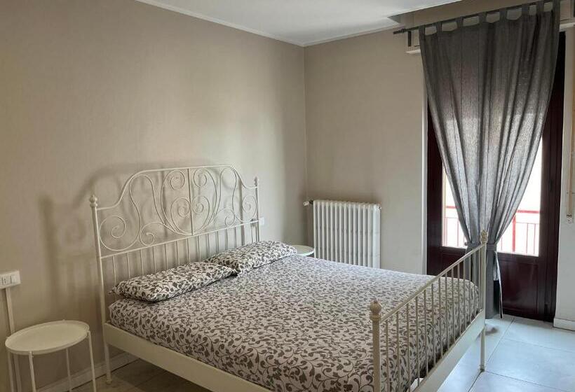 펜션 Affittacamere Self Check In Francesca Vecchia