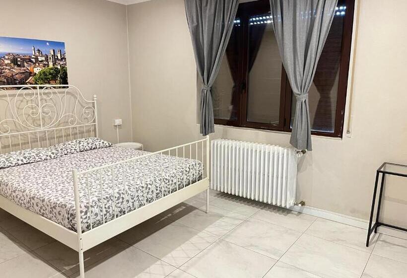 펜션 Affittacamere Self Check In Francesca Vecchia