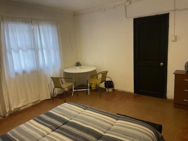 Пансион Alojamiento Económico