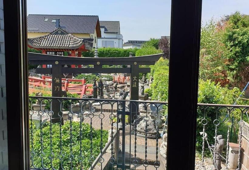 پانسیون Asian Garden   Das Ferienhaus