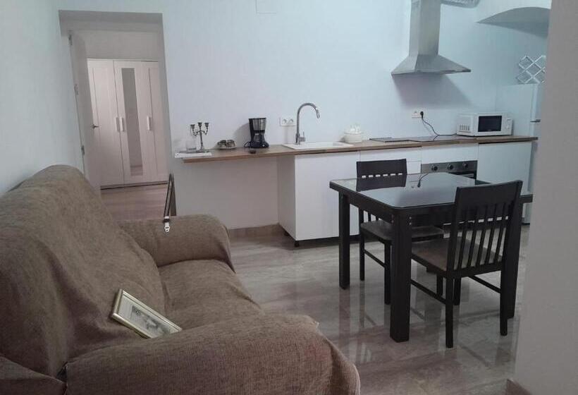 Пансион Aurora Merida