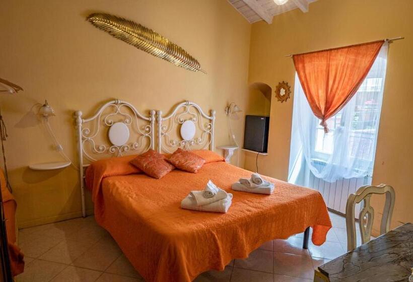 Pensjonat Borgo Suite   Cervo