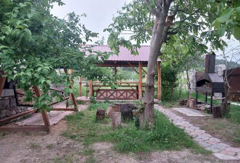 펜션 Chinchin Mansion   With Swimming Pool