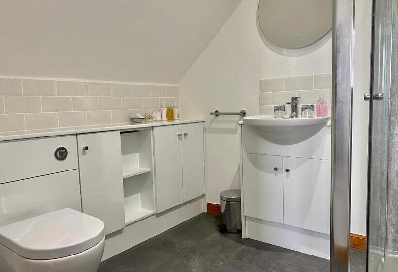 بنسيون Cleadail Guest House