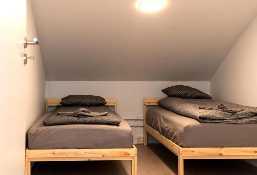 پانسیون Comfort & Family Rooms, Hafnarfjörður