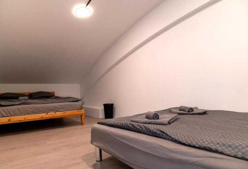 پانسیون Comfort & Family Rooms, Hafnarfjörður