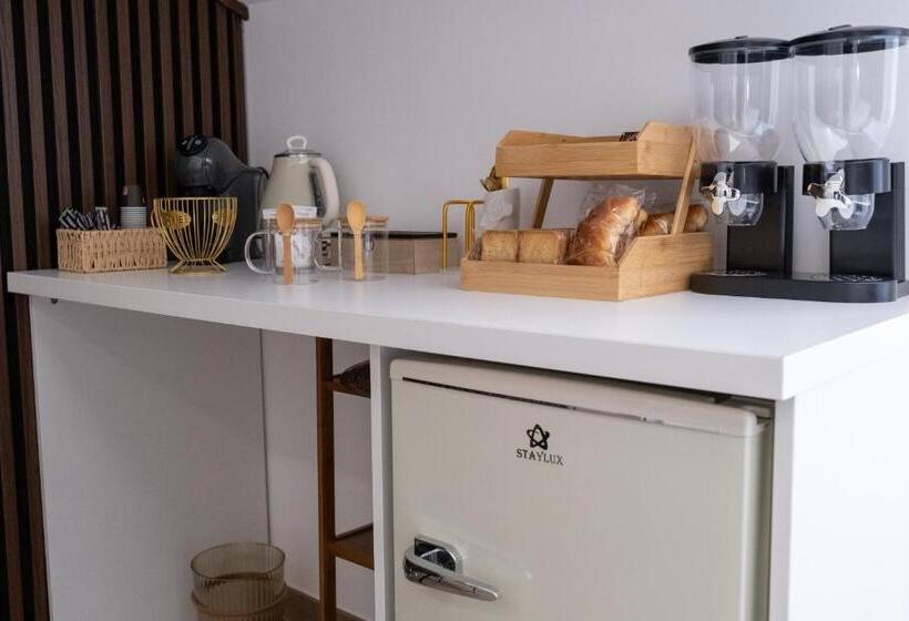 膳宿费 Coraline Deluxe Rooms