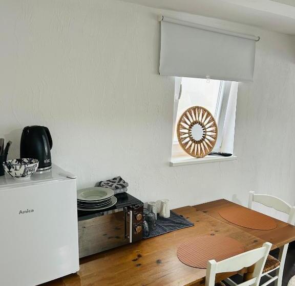 بنسيون Doppel Zweibett Zimmer Im Herzen Von Gladenbach