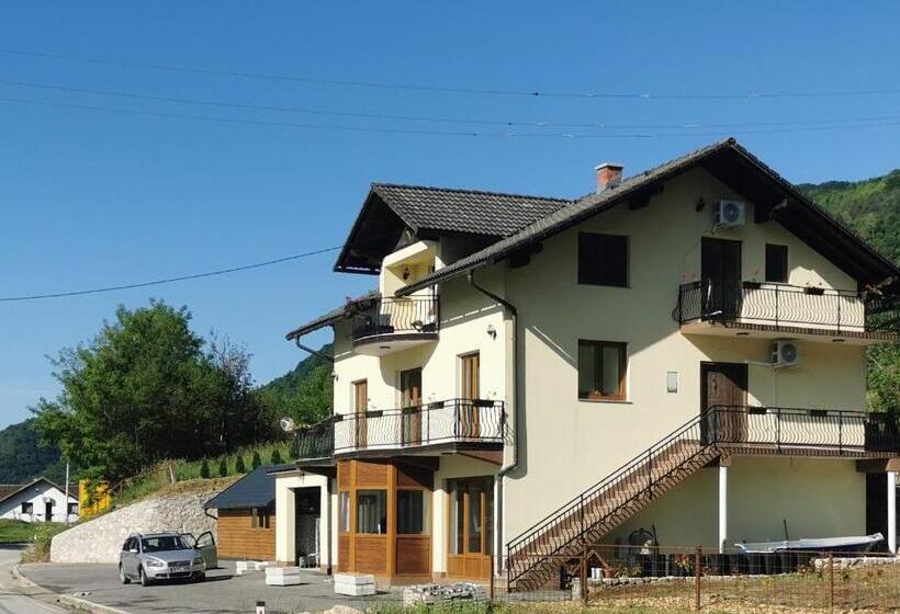 پانسیون Hana Inn   Smjestaj Sa Upotrebom Kuhinje