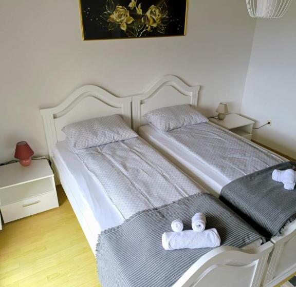 پانسیون Hana Inn   Smjestaj Sa Upotrebom Kuhinje