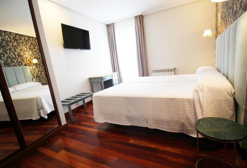 פנסיון Hostería De Adarzo