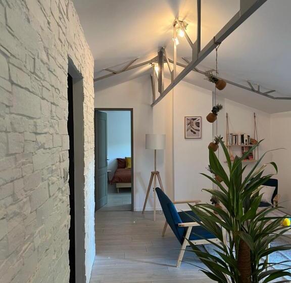 膳宿费 Hózhó Tempo   Sous Les Toits, Loft écofriendly & Slowlife Avec Sauna