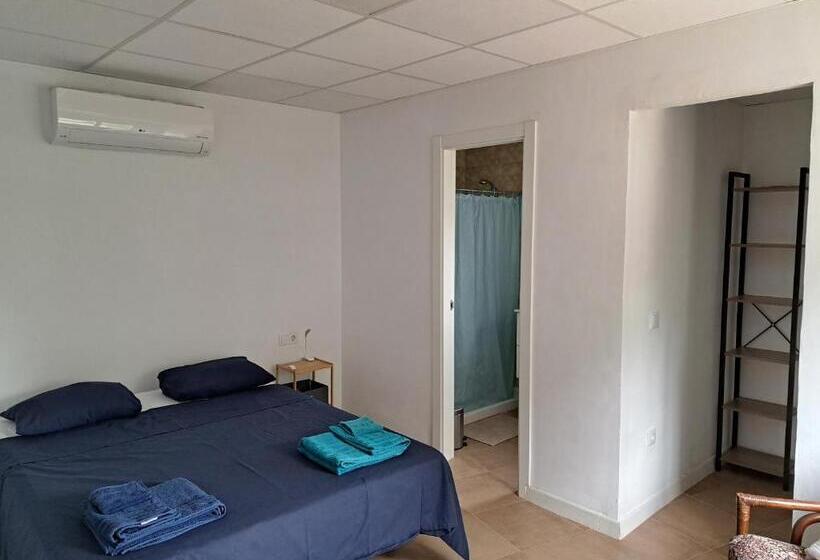 ペンション La Hispañola