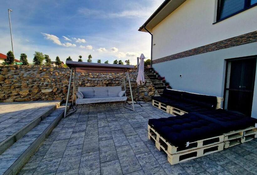 פנסיון La Perla