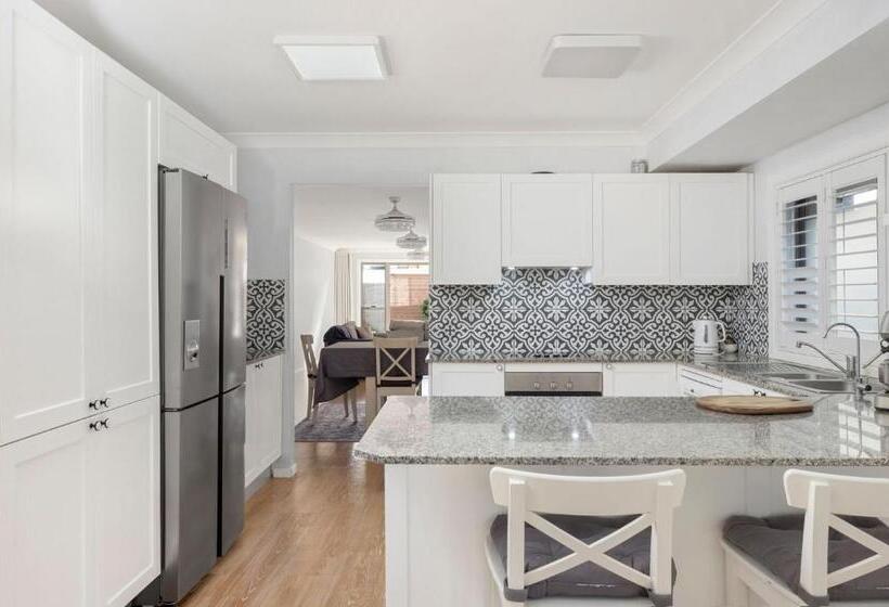 بنسيون Lagoons Retreat