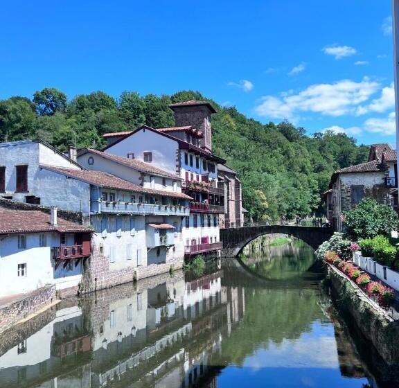 פנסיון Maison Biscaya , La Chambre 2e étage