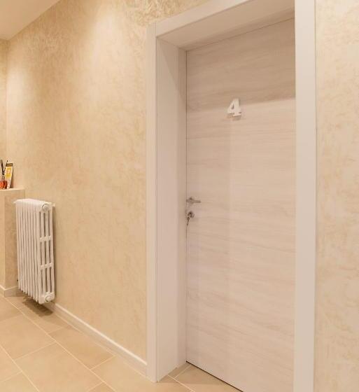 Pension (Hôtel basse catégorie) Mentana Guest House