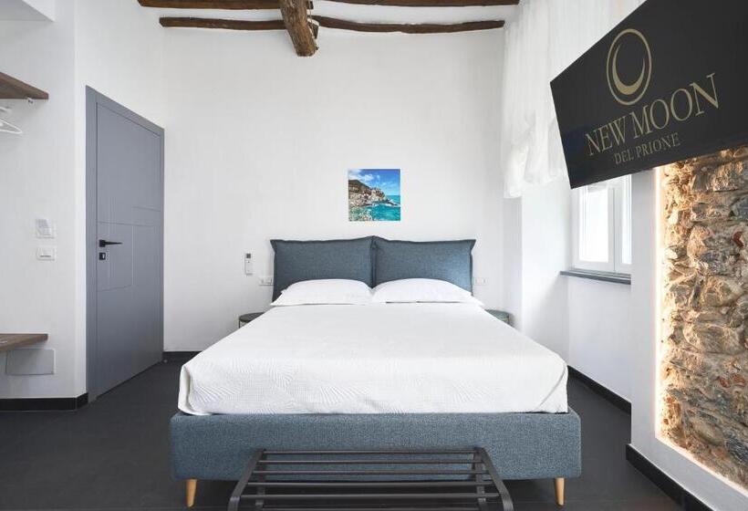 پانسیون New Moon Del Prione