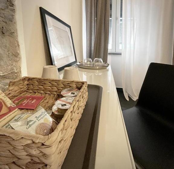 پانسیون New Moon Prione