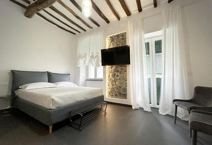 پانسیون New Moon Prione