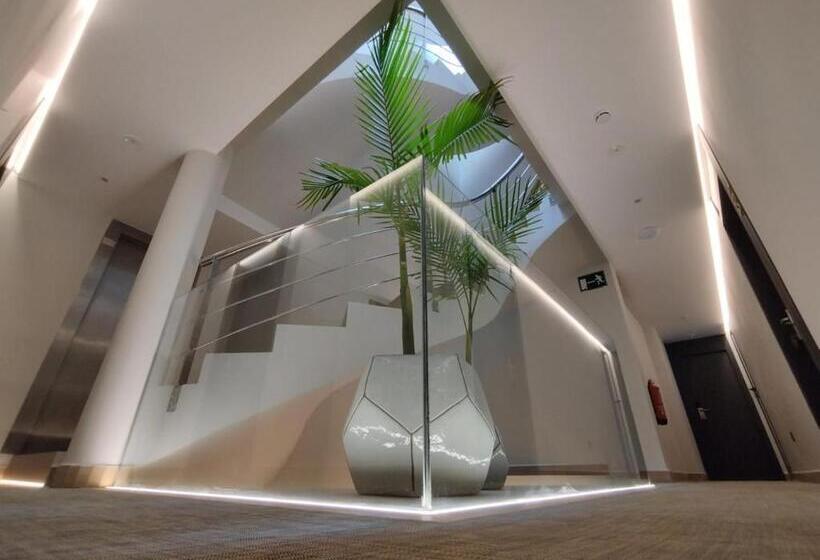 پانسیون Plaza Rooms