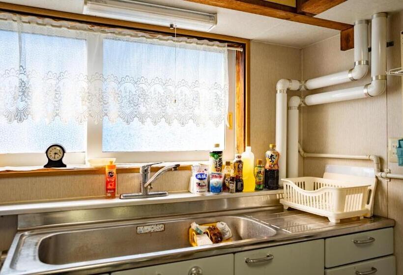 פנסיון Rishiri Antique Inn