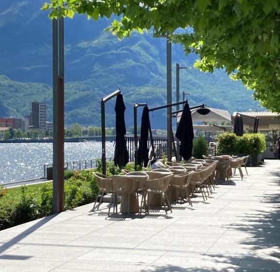 פנסיון Room 1913