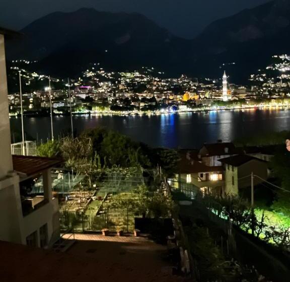 פנסיון Room 1913