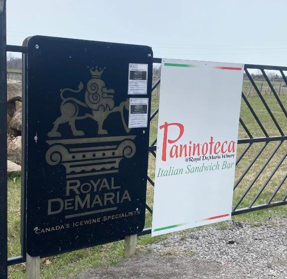 بنسيون Royal Bnb