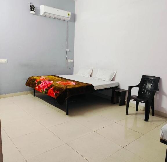 膳宿费 Sunrise Ganga View