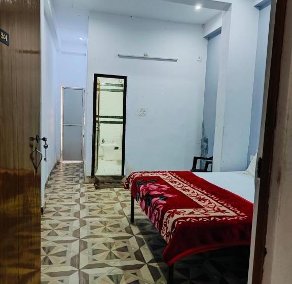 膳宿费 Sunrise Ganga View