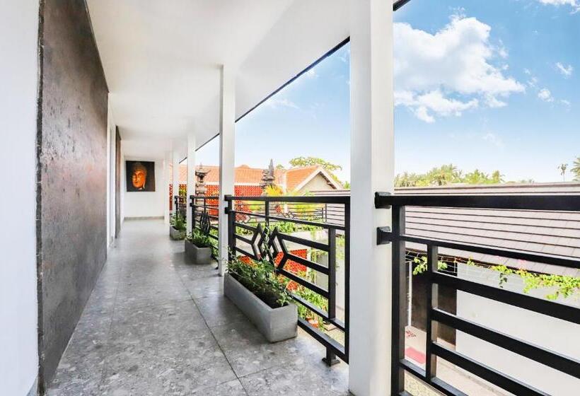 פנסיון White Blue House 3   Pvt Room, Shared Pool&kitchen