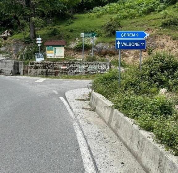 펜션 Zeneli Alpin Chalet