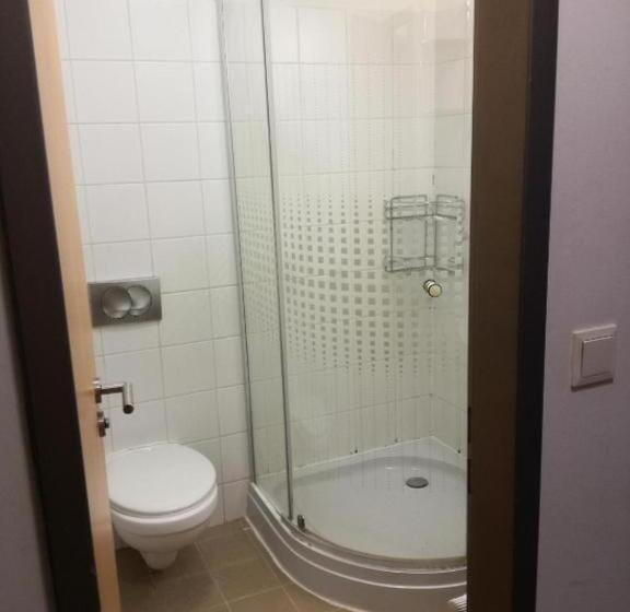 Springfield Private Hostel