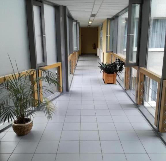 Springfield Private Hostel