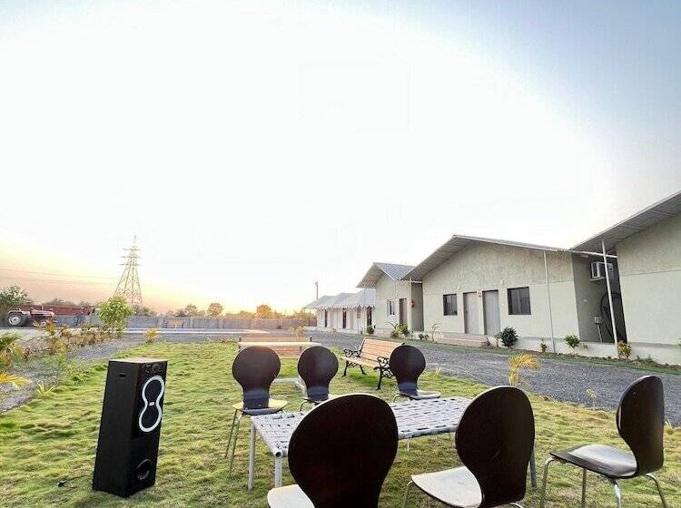 Unity Sunrise Resort   Statue Of Unity