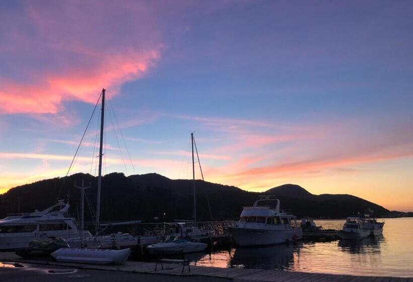 隠岐シーサイドホテル鶴丸