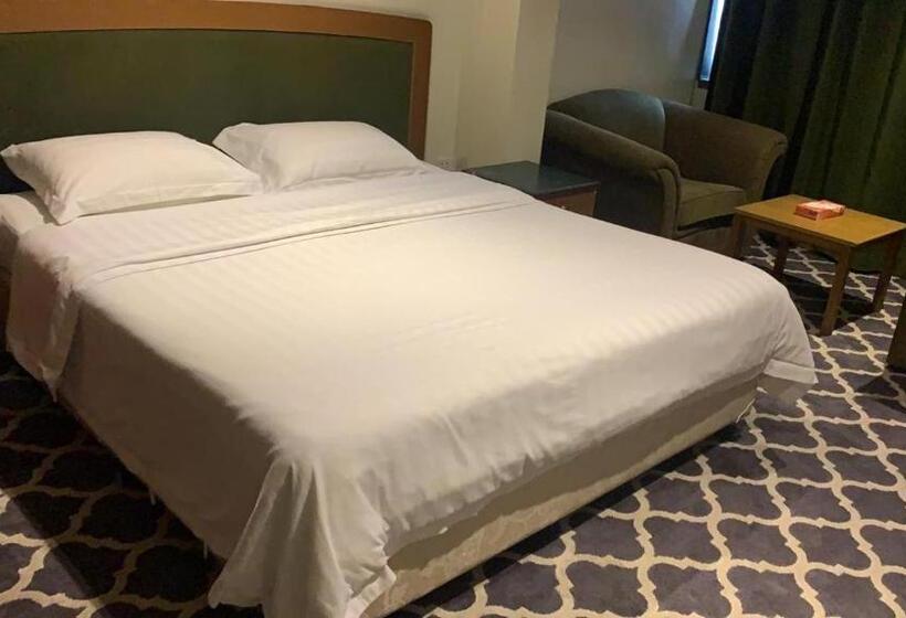 Al Aziziyah Hotel And Suites