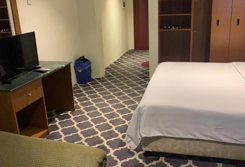 Al Aziziyah Hotel And Suites