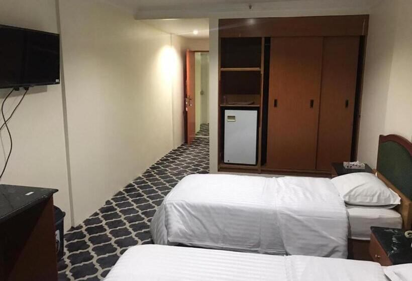 Al Aziziyah Hotel And Suites