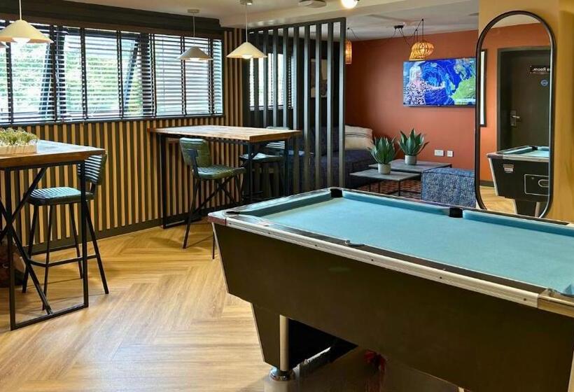 هاستل For Students Only Chic Ensuite Bedrooms At The Northfield In Exeter