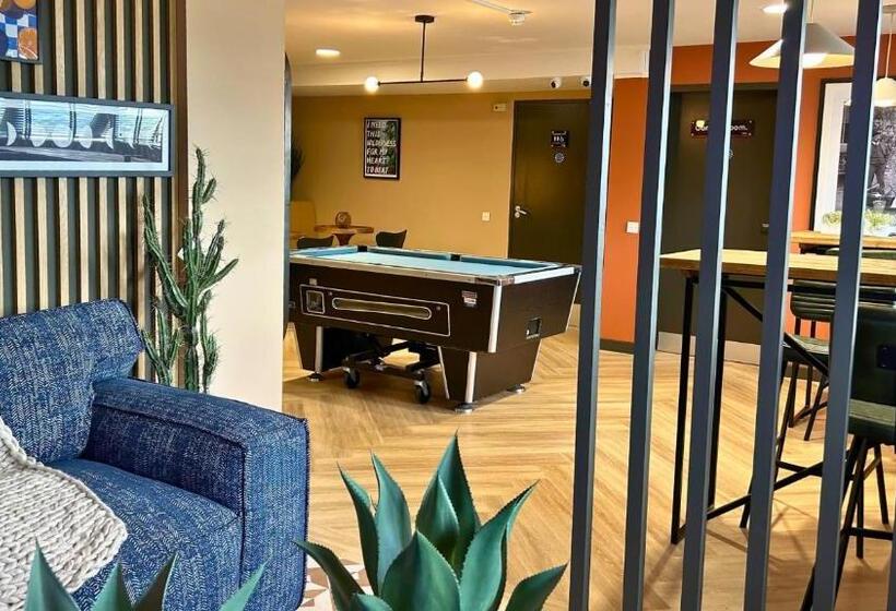 هاستل For Students Only Chic Ensuite Bedrooms At The Northfield In Exeter