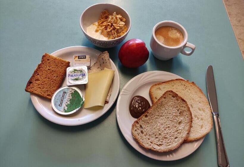 ユースホステル Gîte Kaleo Ovifat