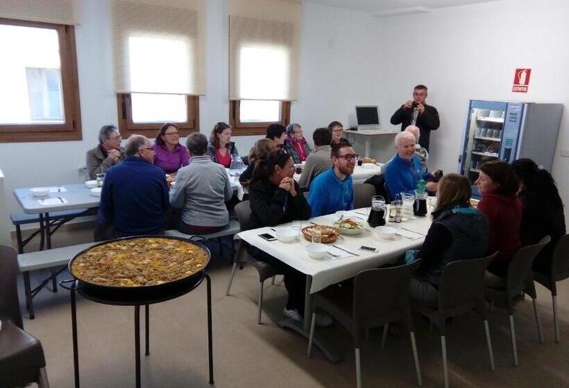 ユースホステル Hornillos Meeting Point